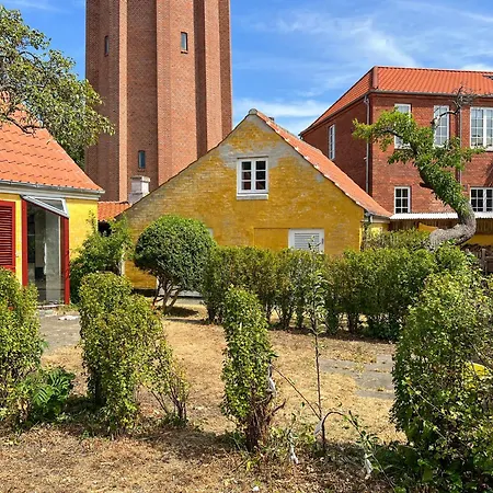 Feriehus Old Family With A Large Private Garden *
